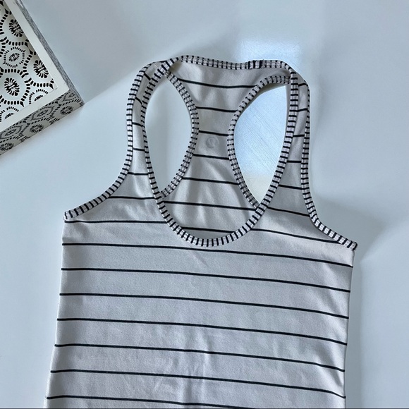 Lululemon Tank - Picture 2 of 4